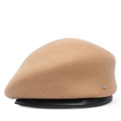 Beret Weekend Max Mara. Brązowe czapki i kapelusze damskie Weekend Max Mara, na zimę, bez wzorów. Za 494.99 zł.