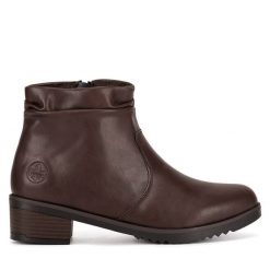 Botki Rieker. Brązowe botki damskie Rieker, bez obcasa, na słupku, bez zapięcia. Za 279.99 zł.
