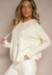 Jasnobeżowy Sweter z Wiskozą i Kaszmirem oraz z Kapturem Nerolin. Brązowe swetry damskie Renee, bez wzorów, z jeansu, casualowe, bez kołnierzyka, bez ramiączek, z kapturem. Za 139.99 zł.