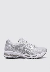 Buty Dorosły Asics Gel-Kayano 14 szary. Białe obuwie sportowe damskie Asics, bez wzorów, z materiału, do biegania, asics gel kayano. Za 738.00 zł.