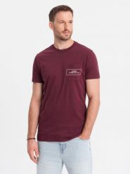 Męski t-shirt bawełniany z nadrukiem na kieszonce Ombre Streetstyle – bordowy V3 - Rozmiar: S. Czerwone t-shirty męskie Ombre Clothing, m, bez wzorów, z bawełny, eleganckie, bez kołnierzyka. W wyprzedaży za 24.99 zł.