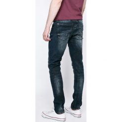 Blend - Jeansy Jet. Niebieskie jeansy męskie Blend. W wyprzedaży za 129.90 zł.