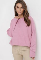 Różowy Sweter o Luźnym Fasonie z Rękawami Typu Nietoperz Poxure. Czerwone swetry damskie Born2be, l, bez wzorów, bez kołnierzyka, bez ramiączek, bez kaptura. Za 74.99 zł.