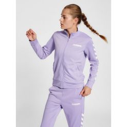 Damska bluza dresowa zapinana na zamek Hummel Legacy. Czerwone bluzy damskie Hummel, m, bez wzorów, z dresówki, bez kaptura. Za 217.50 zł.