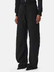 Just Cavalli Spodnie dresowe 81PAAE22 CF102 Czarny Regular Fit. Czarne spodnie dresowe damskie Just Cavalli, s, bez wzorów, z bawełny. Za 1,112.99 zł.