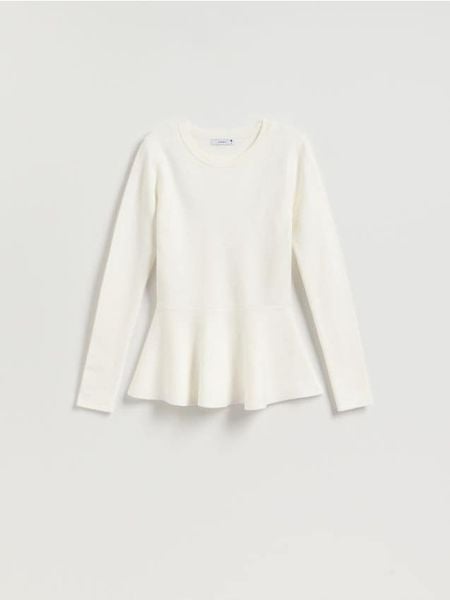 Sweter z baskinką - kremowy. Białe swetry damskie Reserved, l, bez wzorów, z dzianiny, bez kołnierzyka, bez ramiączek, bez kaptura. W wyprzedaży za 35.99 zł.