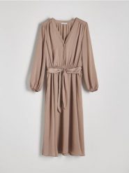 Sukienka midi - beżowy. Brązowe sukienki damskie Reserved, na co dzień, l, bez wzorów, z tkaniny, bez kołnierzyka, bez ramiączek, midi, proste. W wyprzedaży za 69.99 zł.