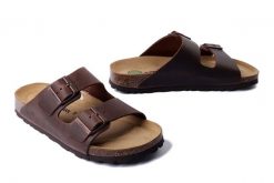 DR. BRINKMANN 600133-02 braun, klapki damskie. Brązowe klapki damskie Dr. Brinkmann, bez wzorów, ze skóry, bez obcasa. Za 264.90 zł.