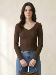 Bawełniana koszulka z długim rękawem - brązowy. Brązowe t-shirty damskie Sinsay, l, bez wzorów, z bawełny, bez kołnierzyka. Za 19.99 zł.
