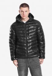 Kurtka turystyczna męska Prosto Synthetic. Czarne kurtki męskie Prosto., m, z aplikacjami, z poliamidu, klasyczne, bez kaptura. Za 190.99 zł.