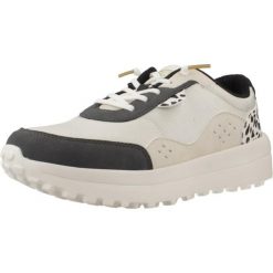Tenisówki Hey Dude Model Hayden W Shine Kolor Beżowy. Brązowe trampki i tenisówki damskie Hey dude, bez wzorów, z materiału, sportowe, bez zapięcia. Za 239.00 zł.