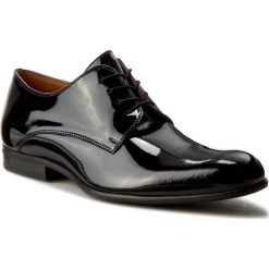 Półbuty GINO ROSSI - Staf MPV745-T30-0600-9900-0 99. Czarne eleganckie półbuty Gino Rossi, z lakierowanej skóry. W wyprzedaży za 209.00 zł.