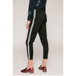 Haily's - Spodnie Greta. Legginsy damskie Haily's. W wyprzedaży za 79.90 zł.