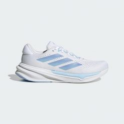 Buty Supernova Stride 2.0 Running. Białe obuwie sportowe damskie Adidas, bez wzorów, do biegania. Za 479.00 zł.