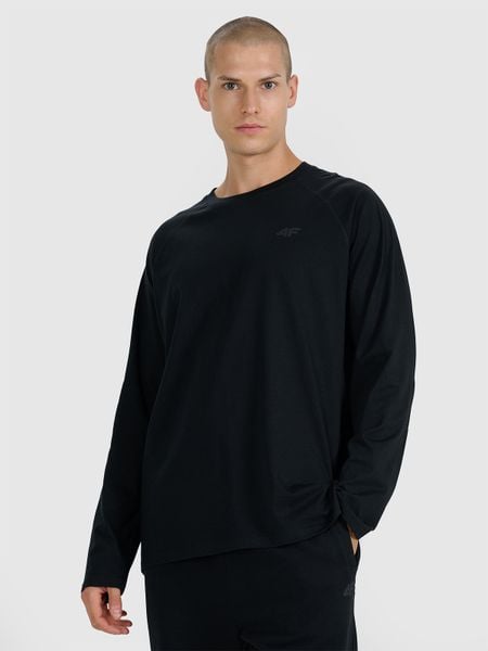 4F Longsleeve oversize gładki męski - czarny XXL. Czarne koszulki sportowe męskie 4f, m, bez wzorów, z bawełny, eleganckie, bez kołnierzyka. Za 79.99 zł.