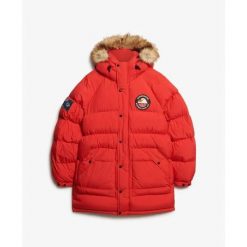 Długa kurtka Superdry Everest. Czerwone kurtki męskie Superdry., m, bez wzorów, z puchu, eleganckie, bez kaptura. Za 989.40 zł.