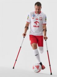 4F Koszulka replika domowa AMP Futbol męska - biała M. Białe koszulki sportowe męskie 4f, m, bez wzorów, z dzianiny, klasyczne, bez kołnierzyka. Za 289.99 zł.