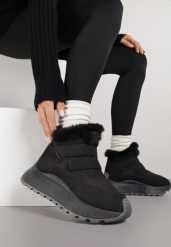 Czarne Sneakersy Śniegowce Vices na Grubej Podeszwie z Zapięciem na Rzep i Futrem Nelisella. Czarne śniegowce i trapery damskie Born2be, z jeansu. Za 109.99 zł.