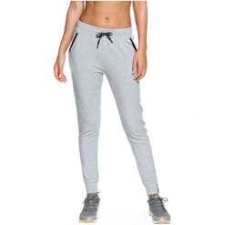 Roxy Spodnie Damskie Down Miasta Ze Mną Fleece Pt Heritage Heather erjfb03183-Sgrh (Rozmiar Xs). Spodnie dresowe damskie marki Roxy. W wyprzedaży za 151.00 zł.