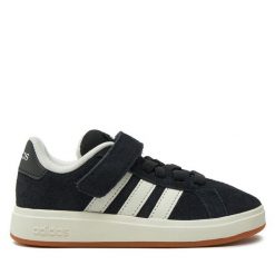 Sneakersy adidas. Białe trampki i tenisówki chłopięce Adidas, bez wzorów, bez zapięcia. Za 169.99 zł.