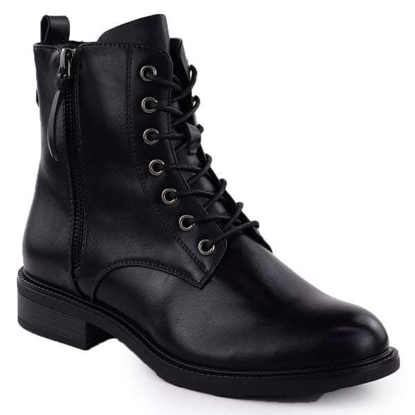 Skórzane botki damskie workery czarne T.Sokolski Z25-214. Czarne botki damskie T.Sokolski, ze skóry, bez obcasa, bez zapięcia. Za 249.99 zł.