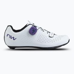 Buty szosowe damskie Northwave Carbon. Białe obuwie sportowe damskie Northwave, bez wzorów, rowerowe. Za 809.00 zł.