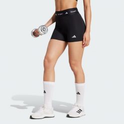 Legginsy TECHFIT Stay In Play Short. Czarne legginsy damskie Adidas, bez wzorów, z materiału, sportowe, na fitness i siłownię, techfit (adidas). Za 199.00 zł.