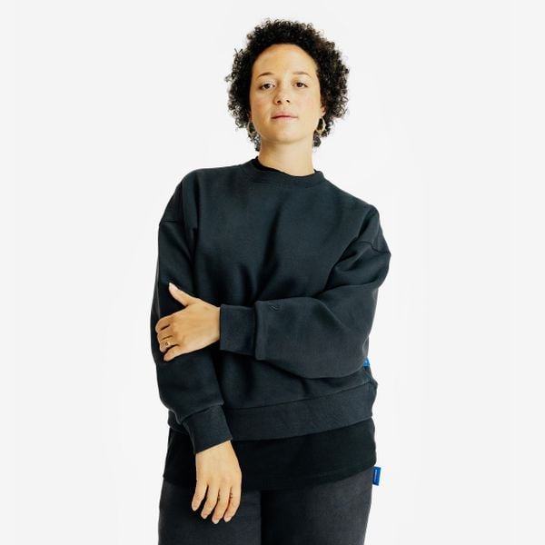 Bluza damska Elementals okrągły dekolt. Czarne bluzy damskie Decathlon, s, bez wzorów, z bawełny, bez kaptura. Za 159.99 zł.