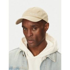 Czapka z daszkiem Guess. Brązowe czapki i kapelusze męskie Guess, z aplikacjami. Za 79.99 zł.