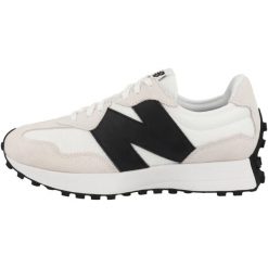 Buty do chodzenia męskie New Balance 327. Białe buty sportowe męskie New Balance, z materiału, bez zapięcia, trekkingowe. Za 505.90 zł.