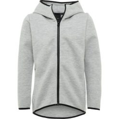 Peak Performance Bluza rozpinana grey/black. Bluzy dla chłopców Peak Performance, z bawełny. Za 419.00 zł.