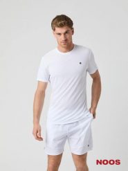 Bjorn_borg ACE LIGHT T-SHIRT z recyklingowanego poliestru – BRILLIANT WHITE. Białe t-shirty męskie Björn Borg, m, bez wzorów, z materiału, klasyczne, bez kołnierzyka. Za 196.00 zł.