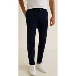 Mango Man - Spodnie Barna3. Szare eleganckie spodnie męskie Mango Man, z bawełny. Za 199.90 zł.