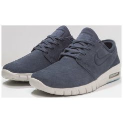 Nike SB STEFAN JANOSKI MAX Tenisówki i Trampki thunder blue/light bone/ocean bliss/obsidian. Trampki męskie Nike SB, z materiału. W wyprzedaży za 369.85 zł.
