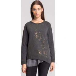 Szara bluza damska z nadrukiem. Szare bluzy damskie Deha, l, z aplikacjami, z tkaniny, bez kaptura. Za 159.60 zł.