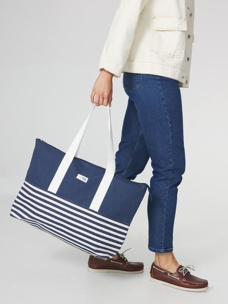 Torba Shopper Damska TBS Charlize. Niebieskie torby na ramię damskie TBS, bez wzorów, z materiału, eleganckie, bez dodatków. Za 259.00 zł.
