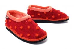 MANITU 340007-04 rot/orange, kapcie damskie. Czerwone kapcie damskie Manitu, bez wzorów, z polaru. Za 166.90 zł.
