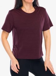 Koszulka szybkoschnąca damska Fjallraven Abisko Lite SS. Czerwone t-shirty damskie Fjällräven, m, bez wzorów, z materiału, bez kołnierzyka. Za 175.99 zł.
