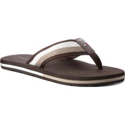 Japonki TOMMY HILFIGER - Corporate Mesh Beach FM0FM01826 Coffee Bean 212. Brązowe klapki męskie marki Tommy Hilfiger, z materiału. W wyprzedaży za 139.00 zł.