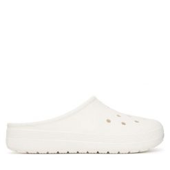 Klapki Crocs. Białe klapki damskie Crocs, bez wzorów, bez obcasa. Za 169.99 zł.