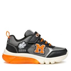 Sneakersy Geox. Czarne trampki i tenisówki chłopięce Geox, bez wzorów, bez zapięcia. Za 249.99 zł.