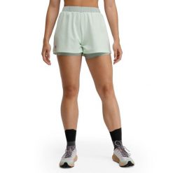 Damskie krótkie spodenki do biegania w terenie 2 w 1 Trekking Siroko Araroa Min. Zielone szorty sportowe damskie SIROKO, bez wzorów, z tkaniny, sportowe, do biegania. Za 212.00 zł.