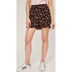 Noisy May - Szorty Ewi. Szorty damskie marki Noisy may. W wyprzedaży za 49.90 zł.