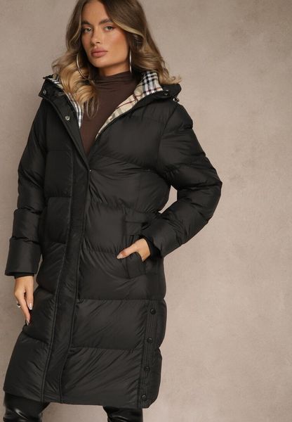 Czarna Kurtka z Pikowanymi Przeszyciami o Długim Fasonie z Kapturem Gineffa. Czarne kurtki damskie Renee, l, bez wzorów, z jeansu, z kapturem. Za 209.99 zł.