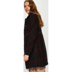 Desigual - Płaszcz. Brązowe płaszcze damskie Desigual, z bawełny. Za 749.90 zł.