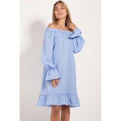 Sukienka w kolorze jasnoniebieskim. Sukienki damskie marki Bessa, Moonlight. W wyprzedaży za 134.95 zł.