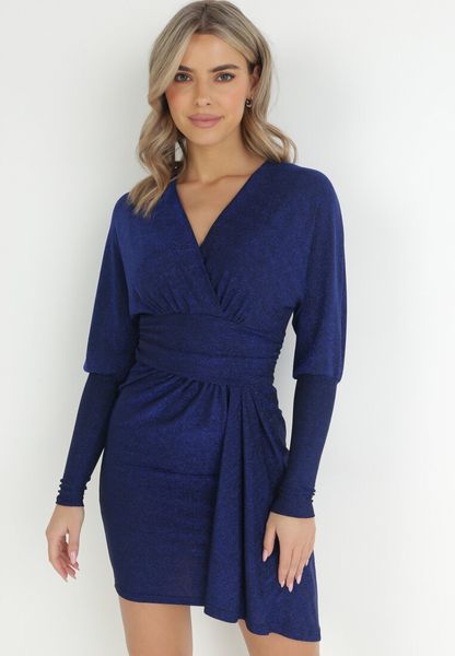 Granatowa Kopertowa Sukienka z Metaliczną Nitką Tasse. Niebieskie sukienki damskie Born2be, m, bez wzorów, z tkaniny, bez kołnierzyka, bez ramiączek, mini, kopertowe. Za 149.99 zł.