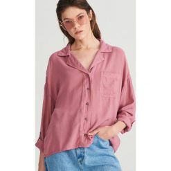 Koszula oversize z wiskozy - Różowy. Koszule damskie Reserved. W wyprzedaży za 29.99 zł.