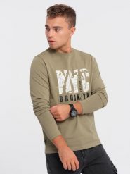 Longsleeve męski z nadrukiem motywu mapy - oliwkowy V2 - Rozmiar: XXL. Zielone bluzki z długim rękawem męskie Ombre Clothing, m, bez wzorów, z bawełny, bez kołnierzyka. W wyprzedaży za 39.99 zł.