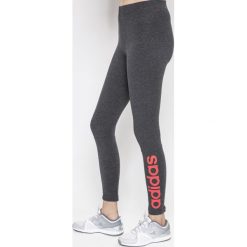 Adidas Performance - Legginsy. Szare legginsy damskie adidas Performance, z nadrukiem, z bawełny. W wyprzedaży za 89.90 zł.